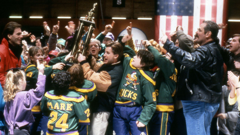 1180w-600h_100317_mighty-ducks-anniversary-780x440-1507219192.jpg